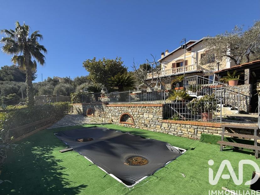 Villa in Via Mateotti 17, Cipressa — foto 2 di 5