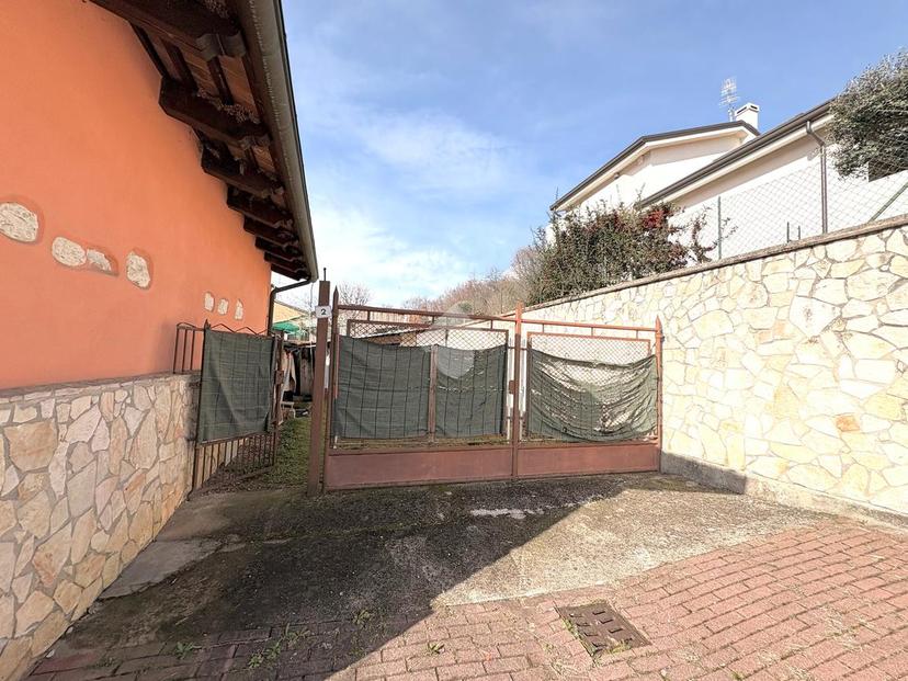 Rustico in Via Canove 4, Sovizzo — foto 2 di 5