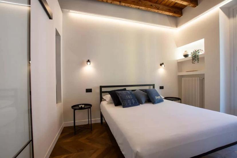 Monolocale in Via Pietro Crespi 11, Milano