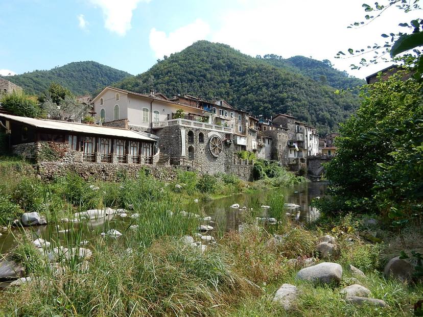 Casa indipendente in Via Fontane 3, Isolabona — foto 3 di 5
