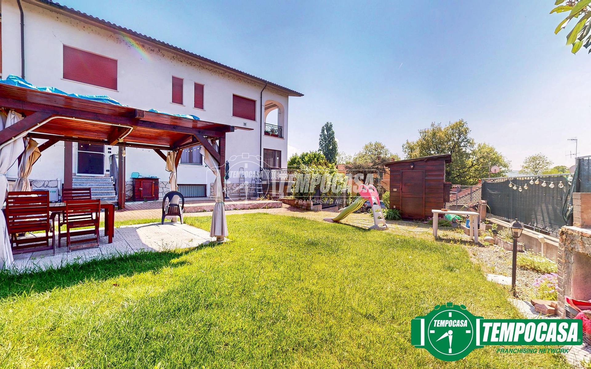 Trilocale in Via Pietro Forni 27, Serravalle Scrivia