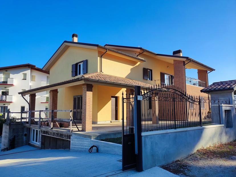 Villa a schiera in Via delle Fresie 8, Pineto — foto 5 di 5