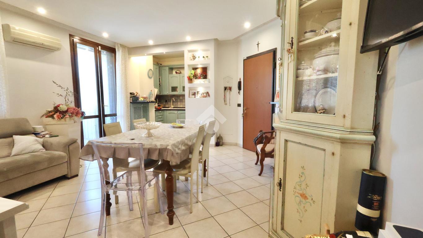 Trilocale in Via Lorenzo Ghiberti 00, Reggio nell'Emilia