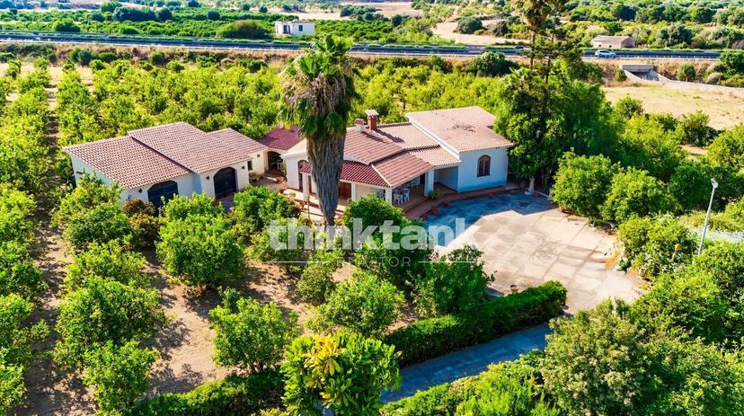 Villa in Via Bella Pettinata, Avola — foto 2 di 5