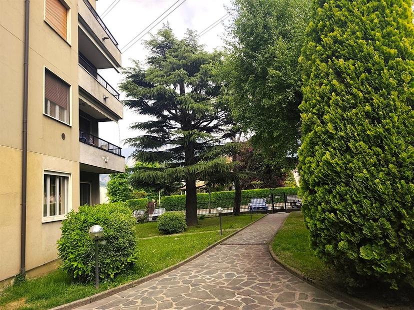 Bilocale in Via Cesare Cantù, Olginate — foto 2 di 5