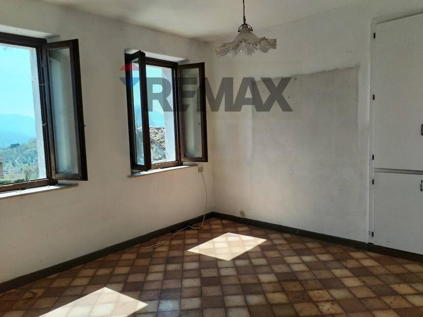 Appartamento in Via Fumach 10, San Gregorio nelle Alpi — foto 2 di 5