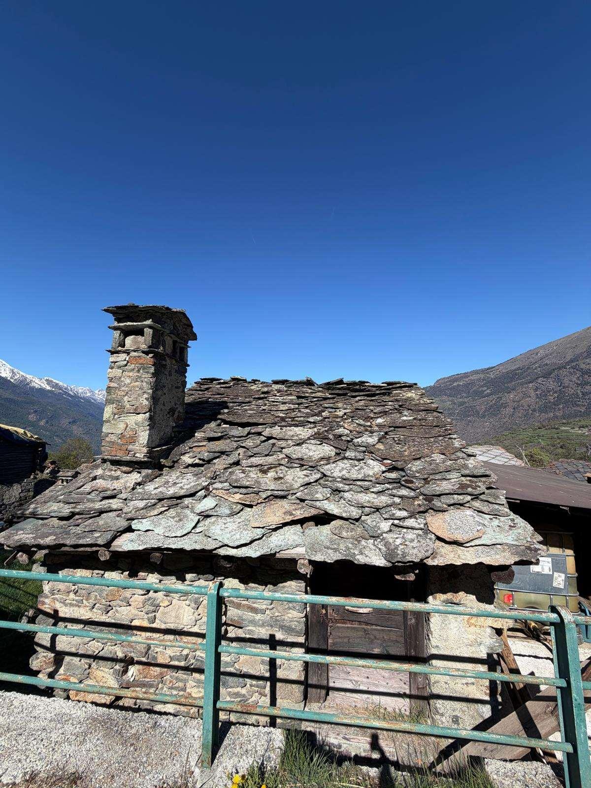 Rustico in Frazione Salirod, Saint-Vincent