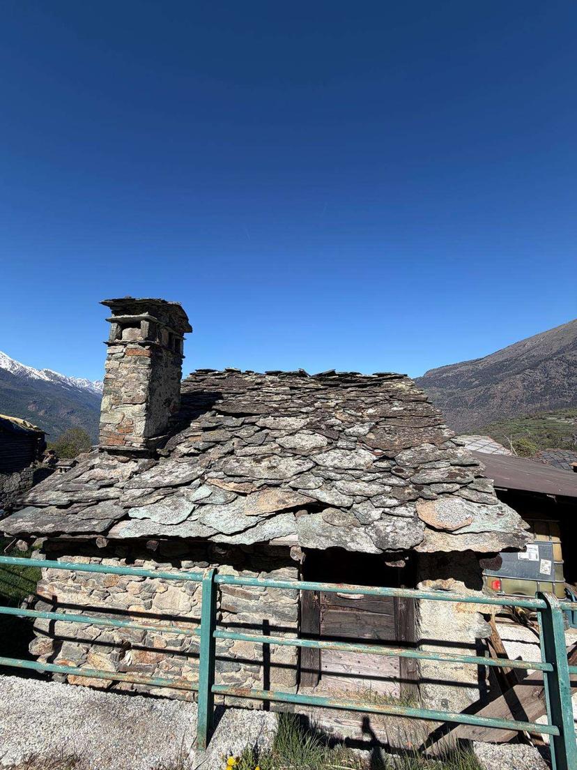 Rustico in Frazione Salirod, Saint-Vincent