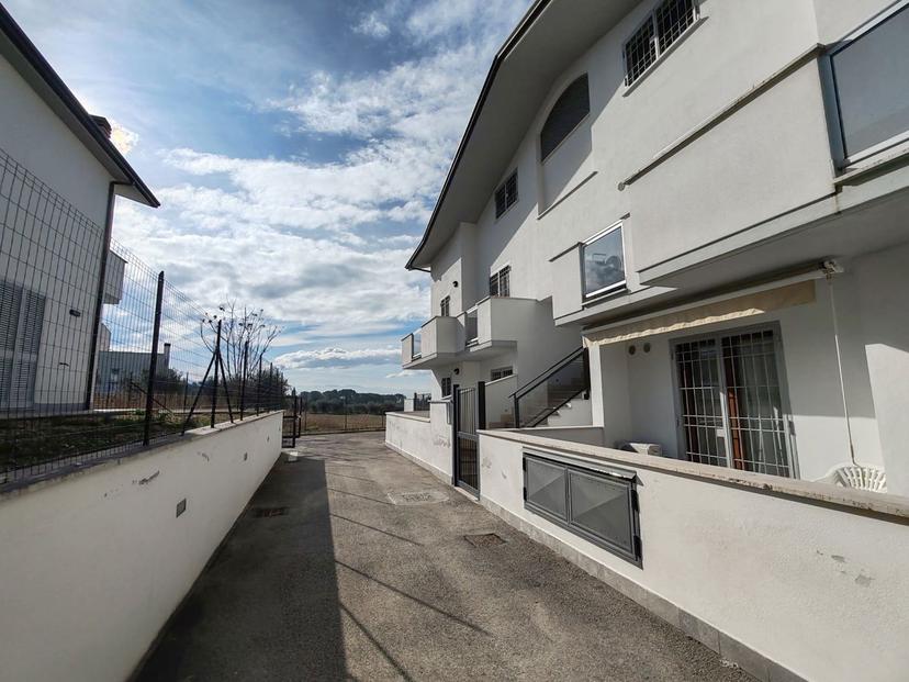 Trilocale in Via delle Macchiette 21/a, Campello sul Clitunno — foto 4 di 5