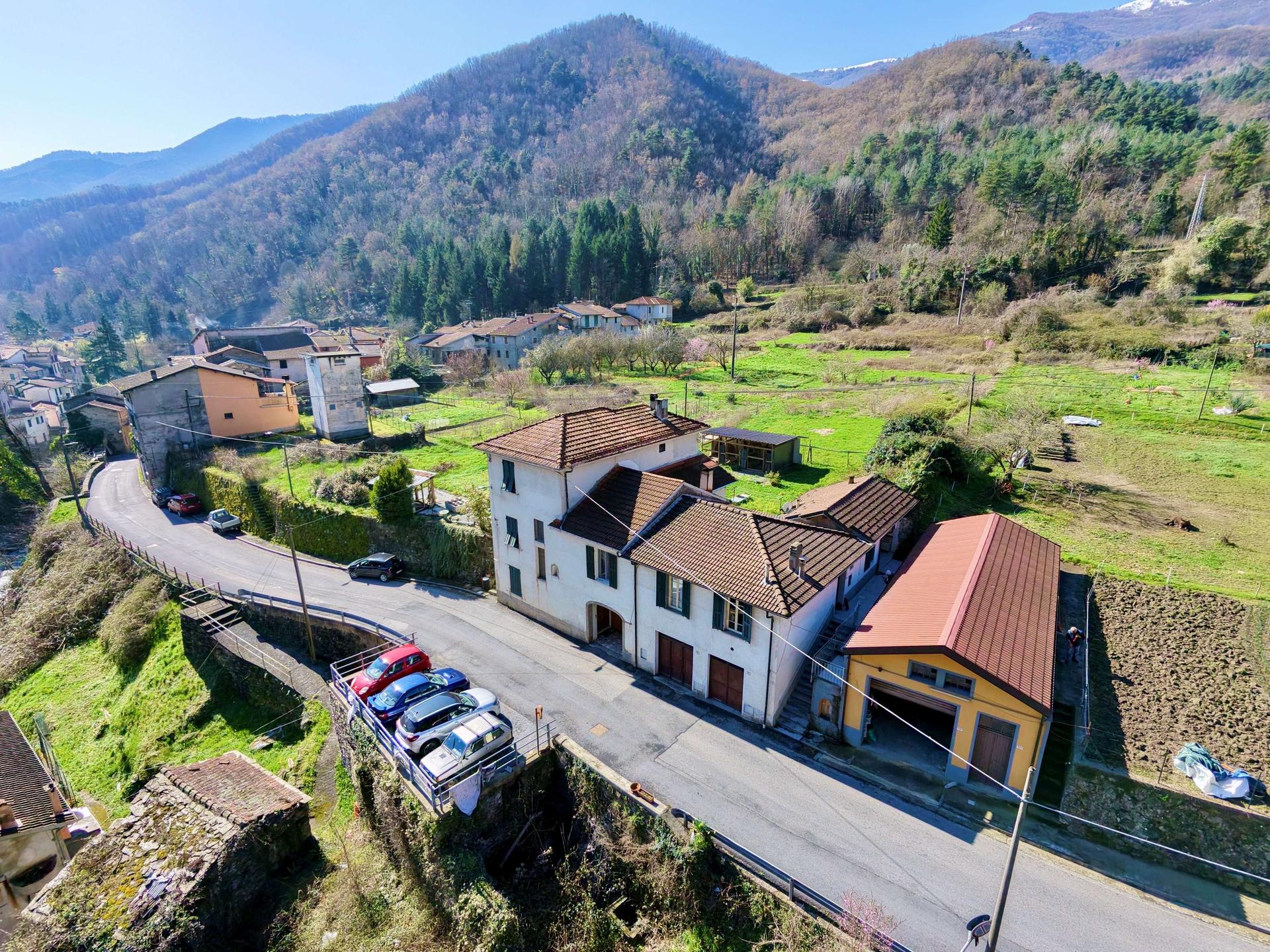 Appartamento in Strada Provinciale 3 83, Pornassio