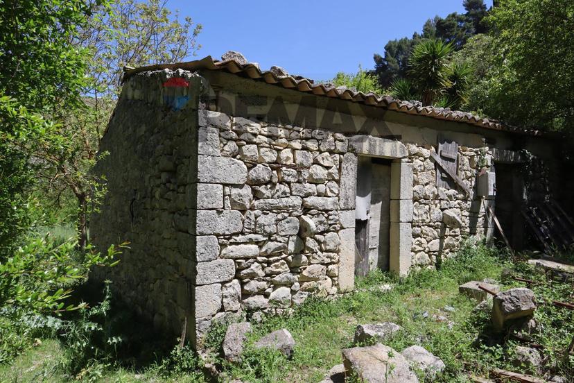 Rustico in Strada Comunale dei Mulini, Monterosso Almo — foto 3 di 5