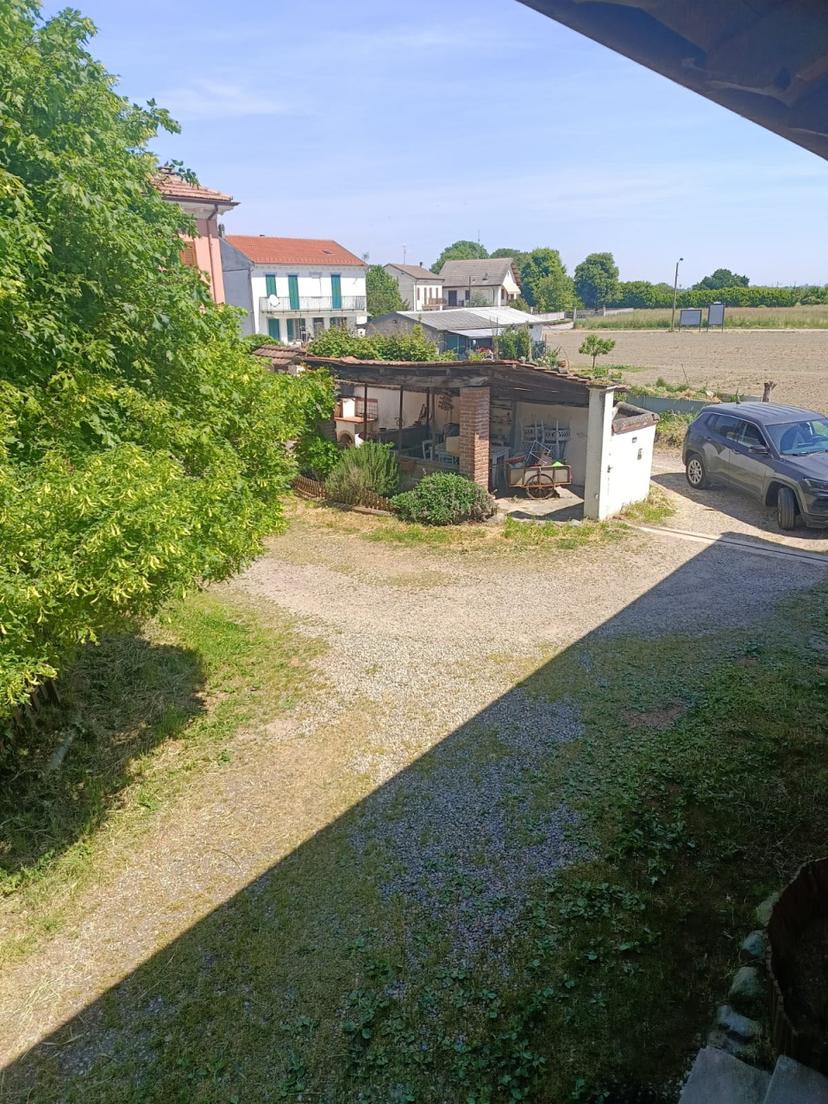 Casa indipendente in Cantone Corno 22, Casale Monferrato — foto 4 di 5