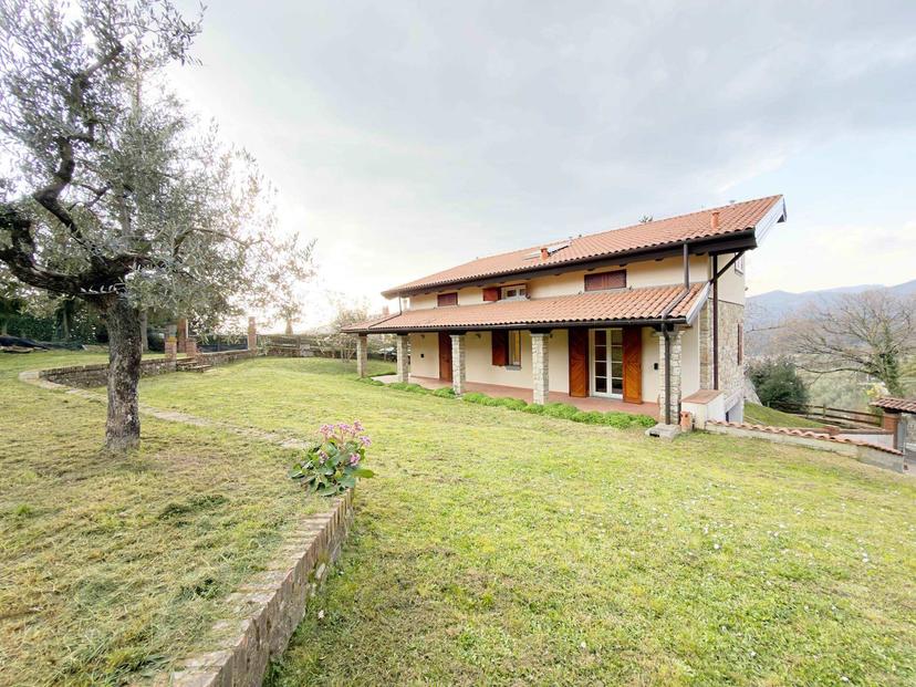 Villa, Vaiano — foto 2 di 5