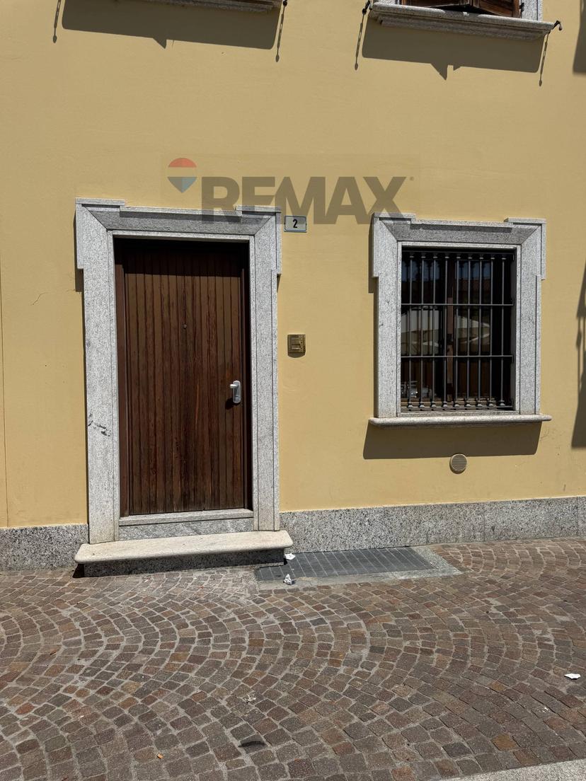 Bilocale in Piazza San Giuseppe 2, Galliate
