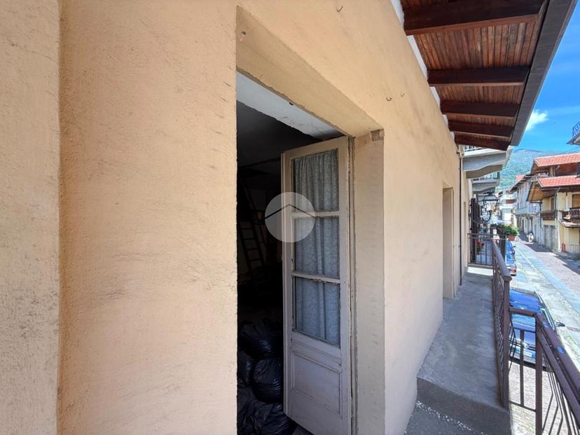 Casa indipendente in Via Cavour 80, Corio — foto 2 di 5