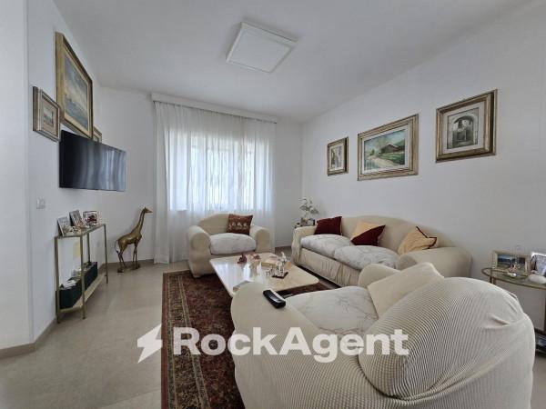 Villa in Via Don Tonino Bello, Presicce-Acquarica