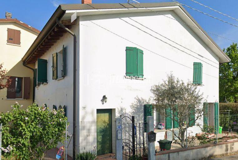 Trilocale, San Felice sul Panaro