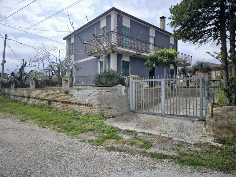 Villa in Via Sanguineto 50, Torrevecchia Teatina — foto 5 di 5