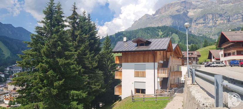Trilocale in Via Pradat-Arabba 8, Livinallongo del Col di Lana — foto 2 di 5