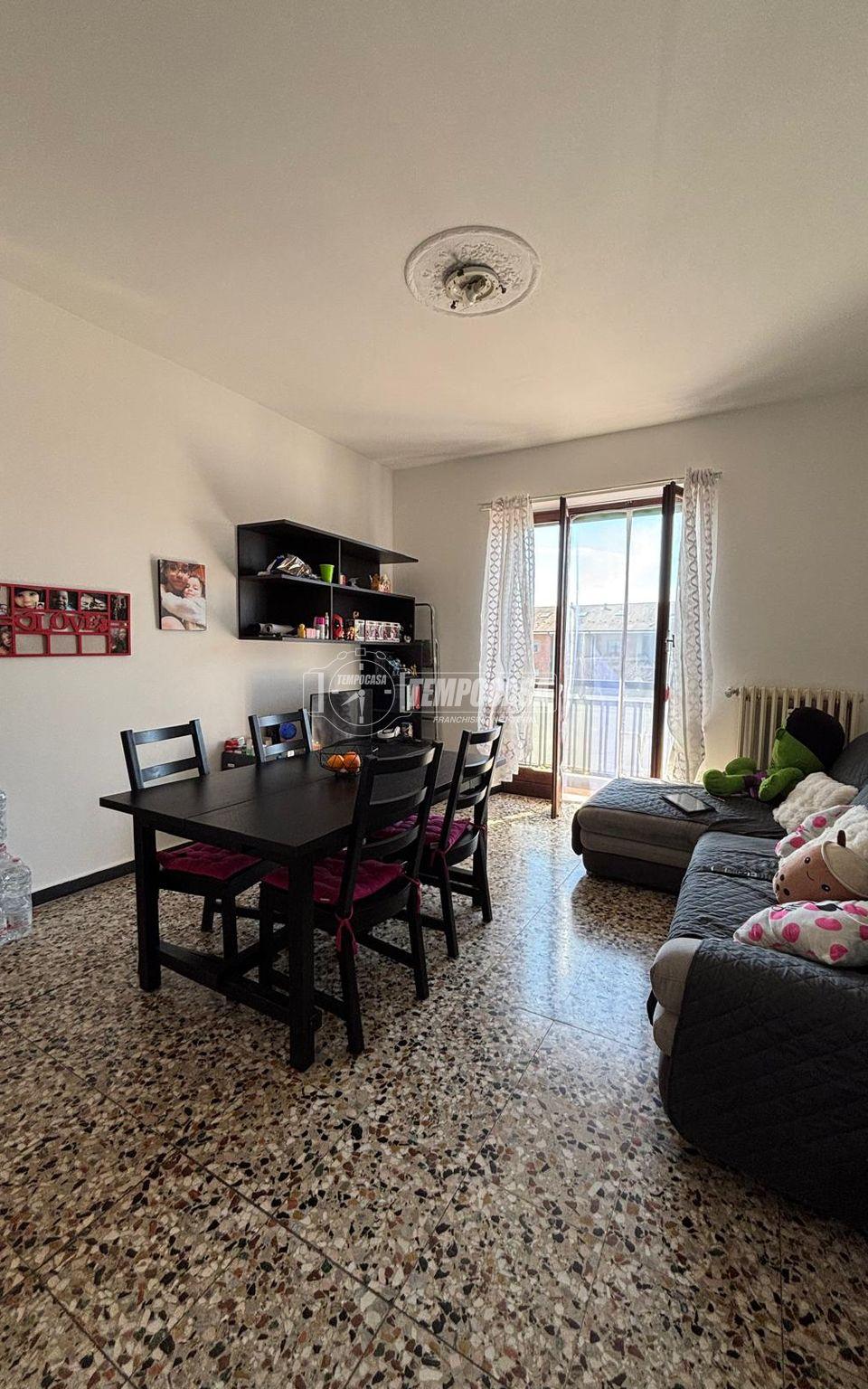 Bilocale, Villastellone