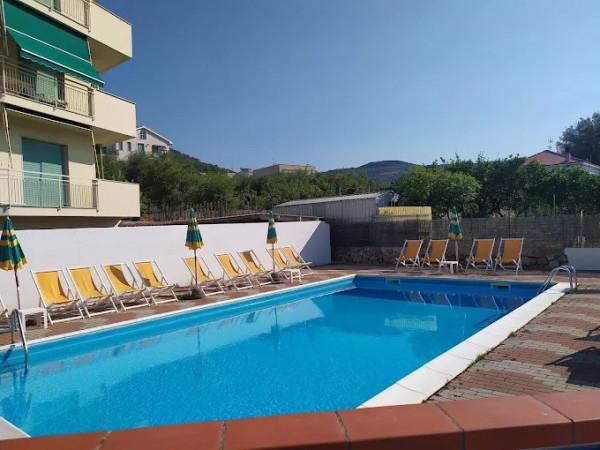 Bilocale in Via Soccorso 25, Pietra Ligure