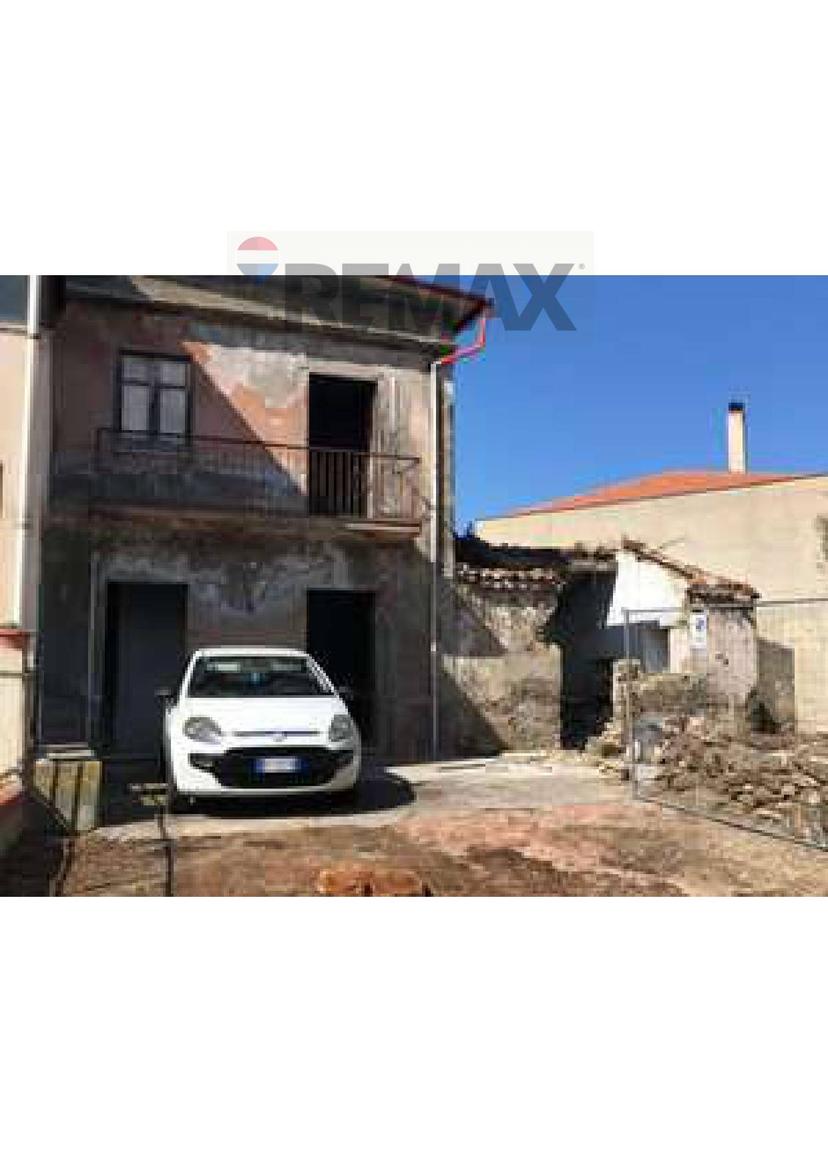 Casa indipendente in C/da Orecchiazzi Snc, Sant'Agata di Militello — foto 4 di 5
