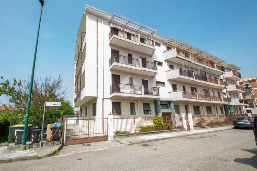 Trilocale in Via Isonzo 17, Casale Monferrato — foto 2 di 5