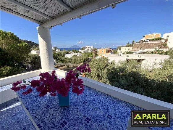 Villa in Panarea, Lipari