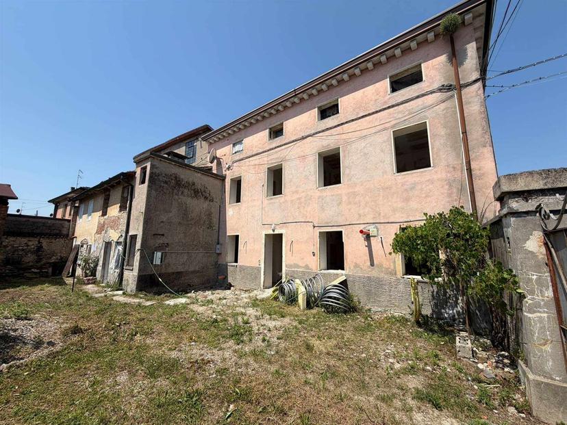 Terratetto in Via Madonetta, Montecchio Maggiore — foto 3 di 5
