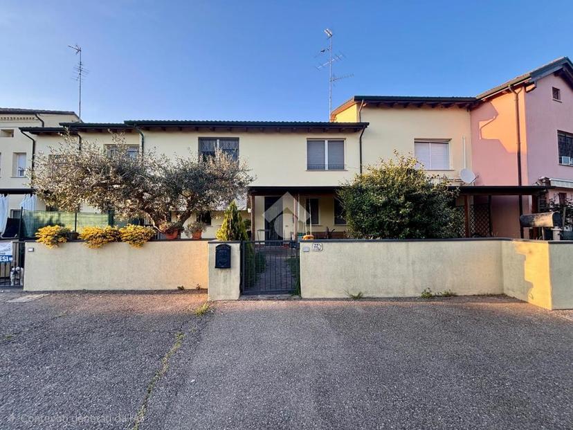 Villa a schiera in Via Aurelio Saffi 22, Alfonsine — foto 2 di 5