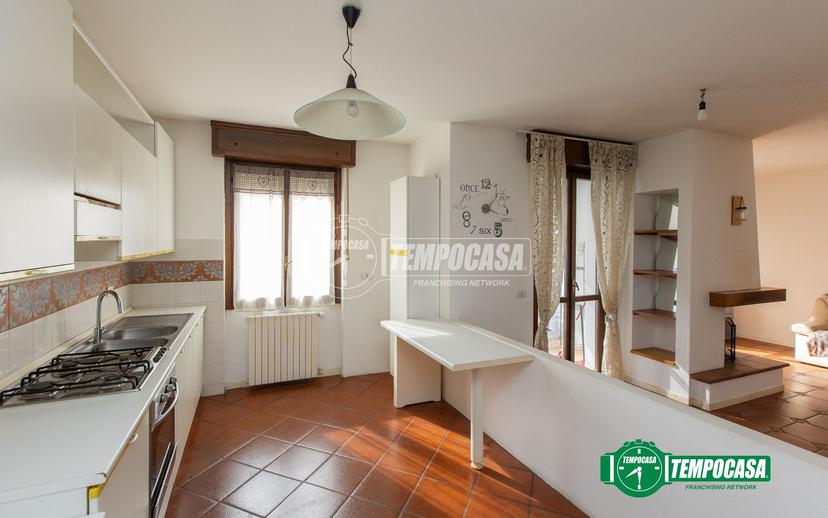Quadrilocale in Via Alessandro Volta 27, Bellinzago Novarese — foto 4 di 5