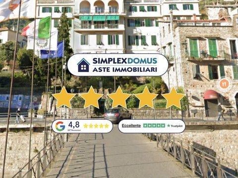 Appartamento in Via San Bernardo, Dolceacqua