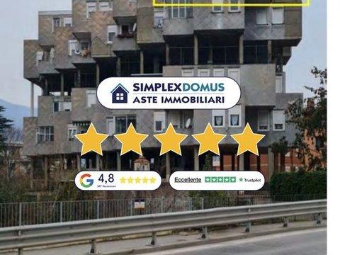 Quadrilocale in Corso Europa, Calolziocorte