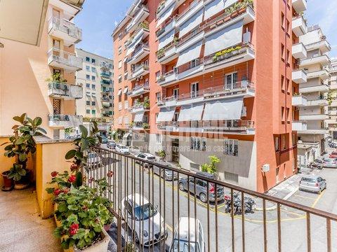 Appartamento in Via Augusto Mascheroni, 8, Villa Chigi - Quartiere Africano, Roma
