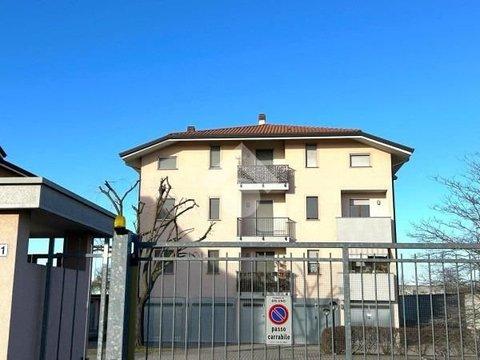 Bilocale in Via scrofani paolo, 11, Arluno