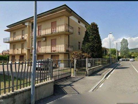 Appartamento su due piani in Via A. Meucci, 2, Grumello del Monte
