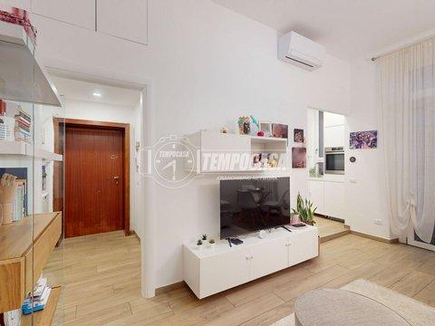 Trilocale in Via Jacopino da Tradate, 14, Prealpi - Testori, Milano