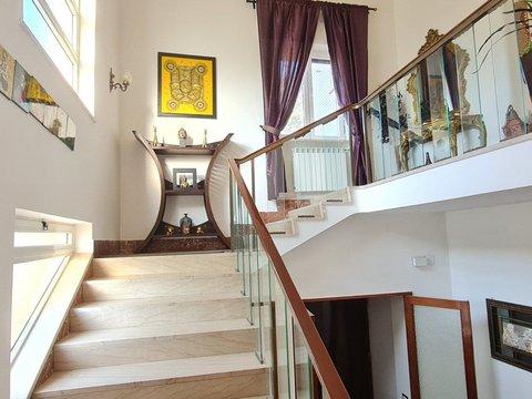 Quadrilocale in Via Cassia, 905, Tomba di Nerone, Roma