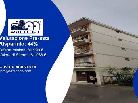 Trilocale in Via Fratelli Kennedy, 3 -1, Caselle Torinese