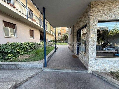 Trilocale in Via Palmanova, 91, Cimiano, Milano