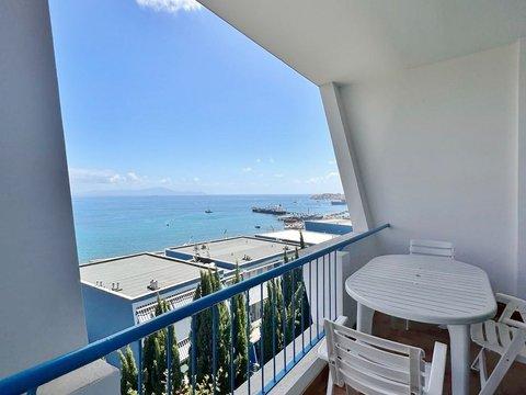 Trilocale in Viale Colle Sant'Agata, 12, Gaeta