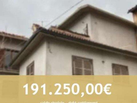 Monolocale in Piazza San Filippo s.n.c, Centro, L'Aquila