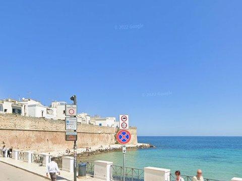 Appartamento su due piani in Vico Tatanello, 2, Centro Storico, Monopoli