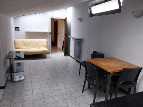 Monolocale in Via del Vergaio, 8, Centro Storico, Prato