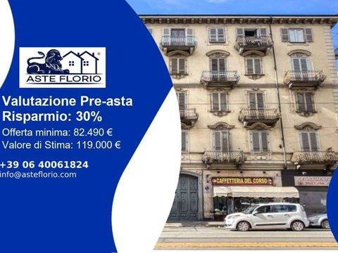 Trilocale in Corso Giulio Cesare, 47, Aurora, Torino