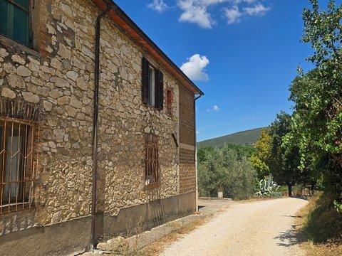 Villetta a schiera in Via Selvarella, 11, Montecchio