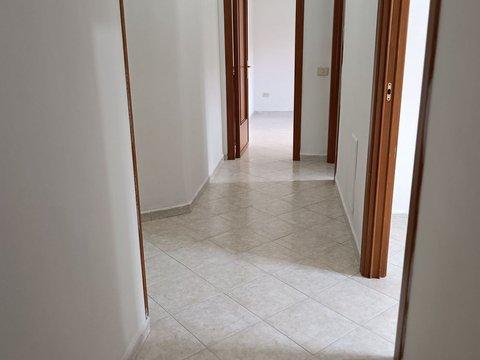 Quadrilocale in Corso Chiaiano, s.n.c, Chiaiano-Zona Ospedaliera, Napoli