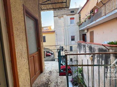 Appartamento su due piani in Via Santa Caterina Da Siena s.n.c, Centro Città - Centro Storico, Acerra