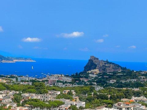 Quadrilocale in Via Montagna, 11, Ischia