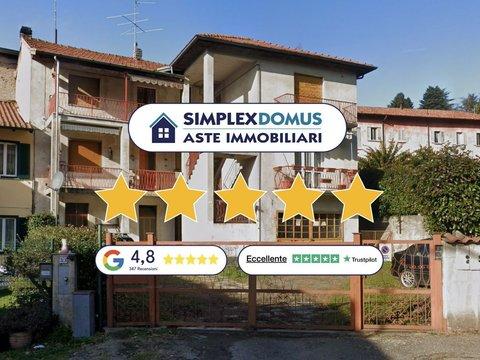 Trilocale in Via Lentate, Sesto Calende